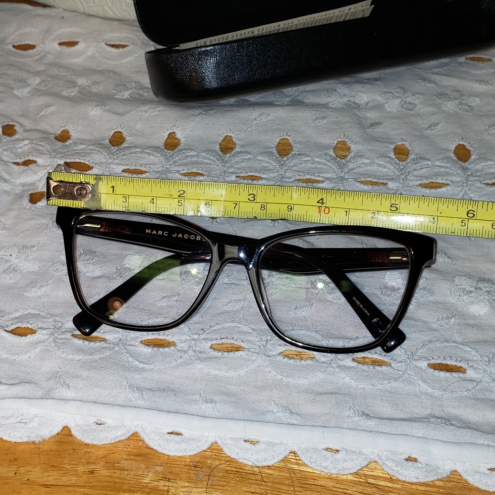 Marc Jacobs eye frames - Picture 10 of 15